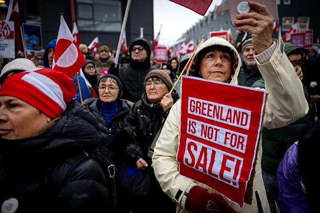 Demonstration in Nuuk, Greenland, against US annexation planes.