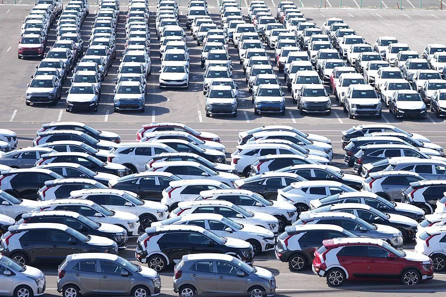 Cars ready to leave Korea, at the port of Pyeongtaek.