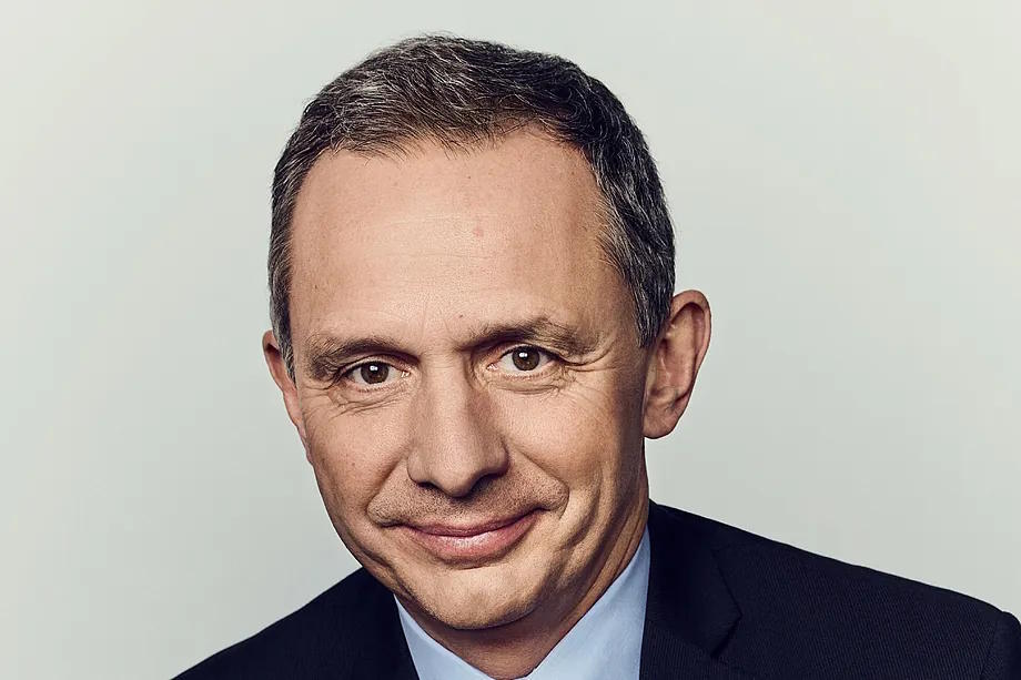 Paypal CEO, Enrique Lores.