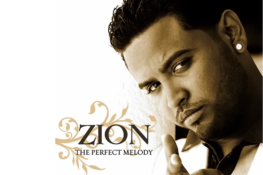 The singer who was the victim of the robbery.