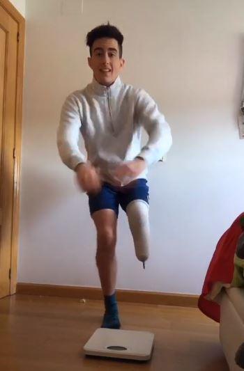 The Spanish paralympic athlete Alberto �vila.