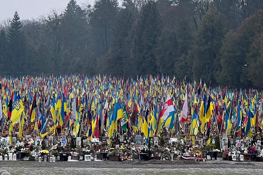 The military cemetery in Lviv, filled with corpses by the end of 2025.