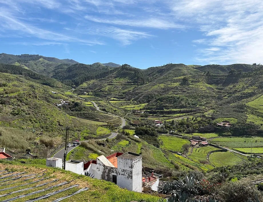 Views of the valley from Fagajesto.