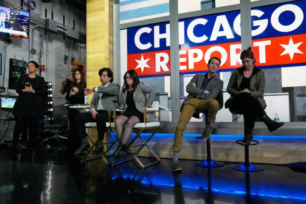 Candidates's staffs for the Democratic nomination in the 9th Congressional District in Illinois