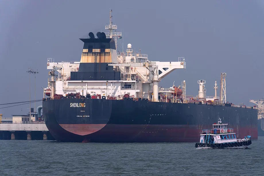The Liberian-flagged cargo ship Shenlong Suezmax, after crossing the Strait of Hormuz.