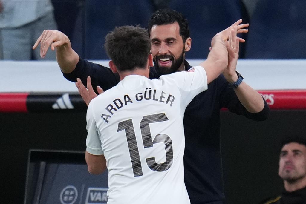 Real Madrid's head coach Alvaro Arbeloa.