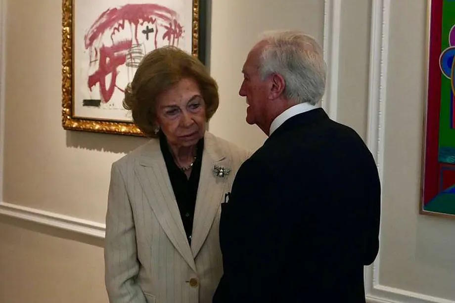 Queen Sof�a with Mike Bezos, the father of the founder of Amazon