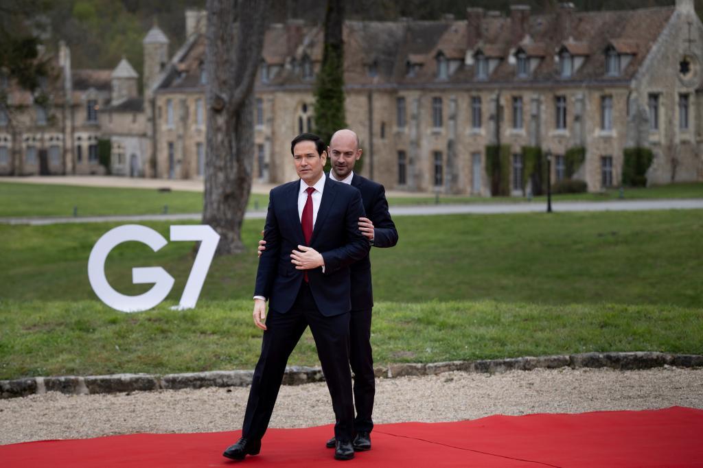 France's Foreign Affairs Minister Jean-Noel Barrot, right, welcomes U.S. Secretary of State Marco Rubio during a G7 Foreign Ministers' meeting