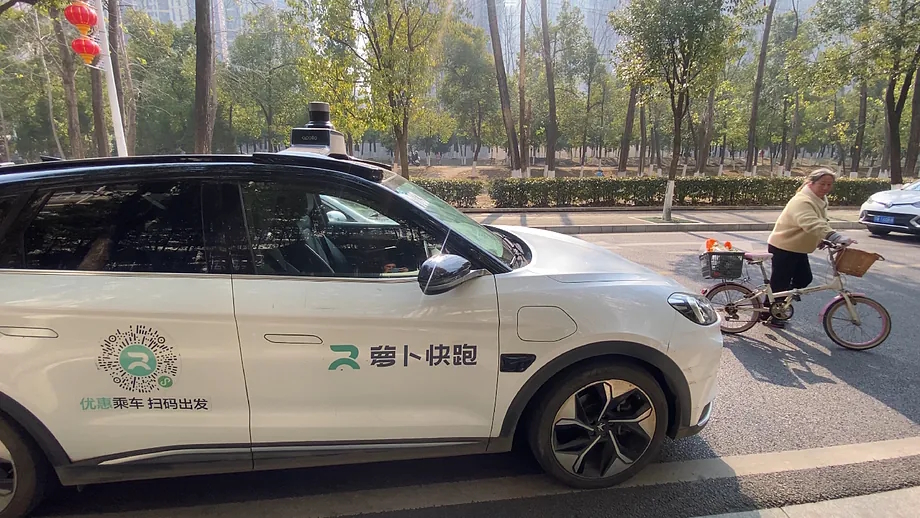 Apollo Go autonomous taxi operating in Wuhan