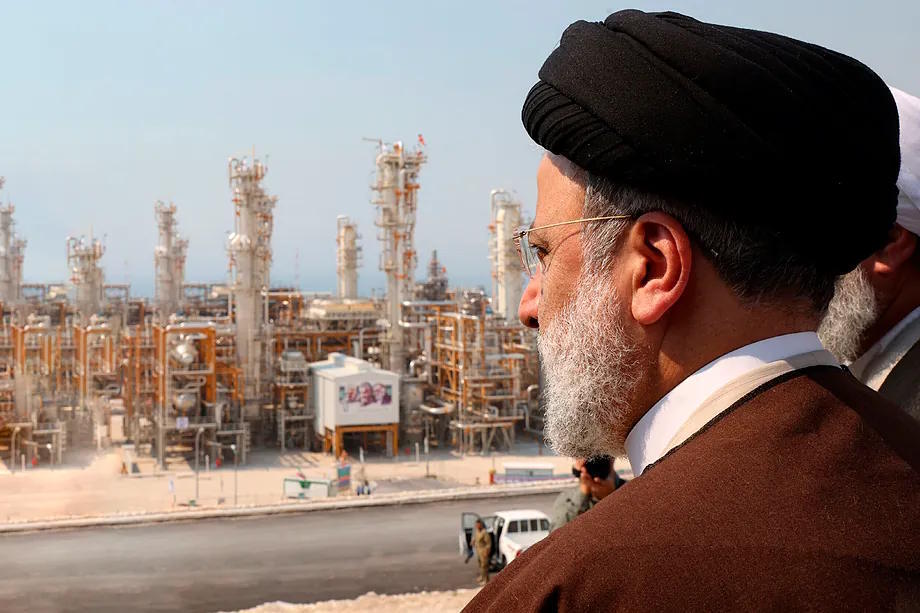 An ayatollah at the South Pars gas field.