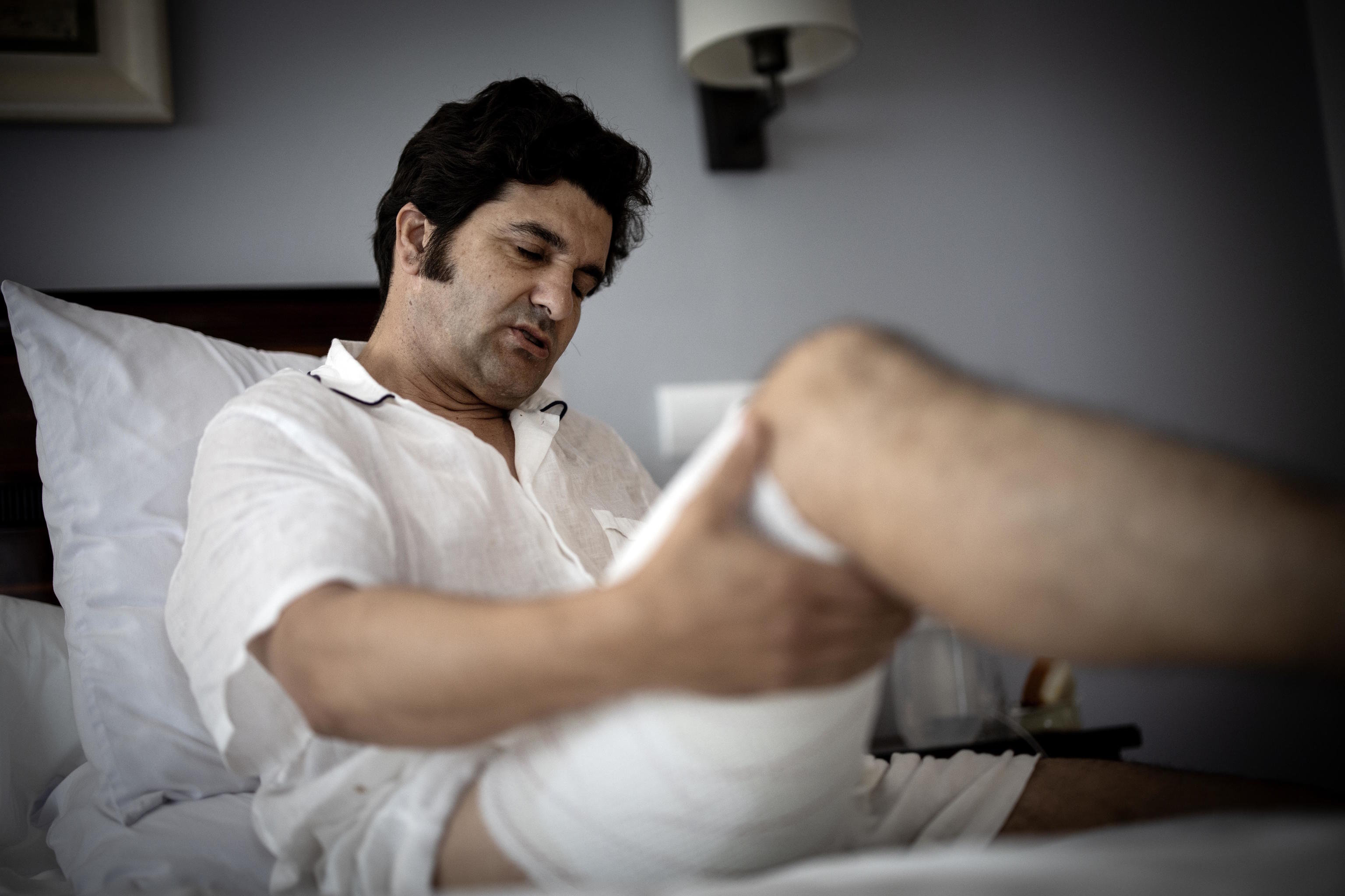 Morante de la Puebla, recovering from another goring, a year ago.