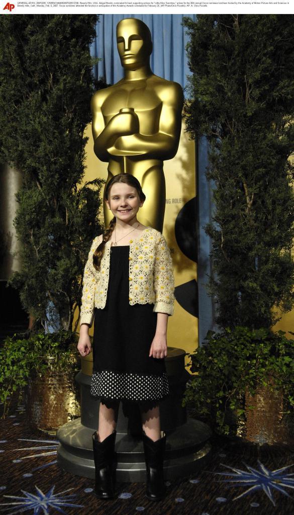 Abigail Breslin, nominada por mejor actriz de reparto por "Little Miss Sunshine," nominated for best supporting actress for "Little Miss Sunshine,