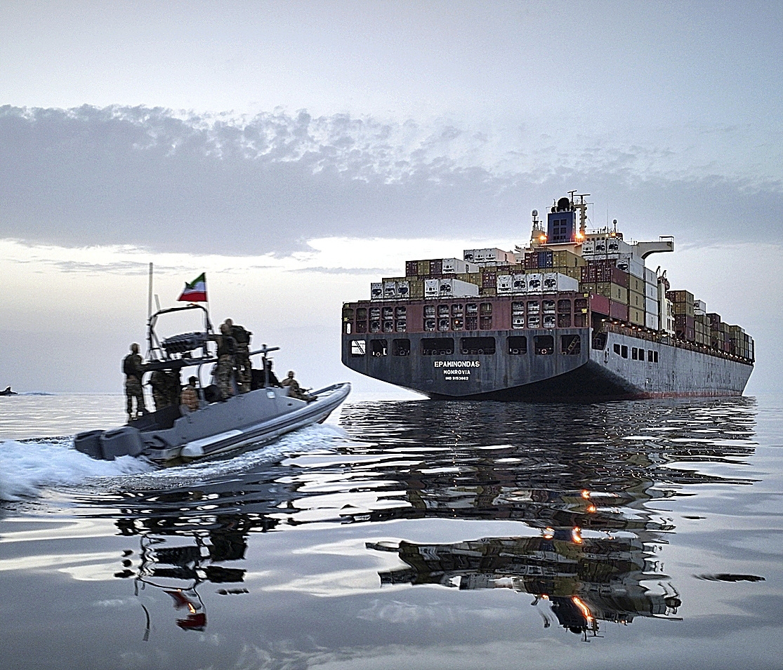 A Revolutionary Guard Navy (IRGC) speedboat approaches the cargo ship Epaminondas.