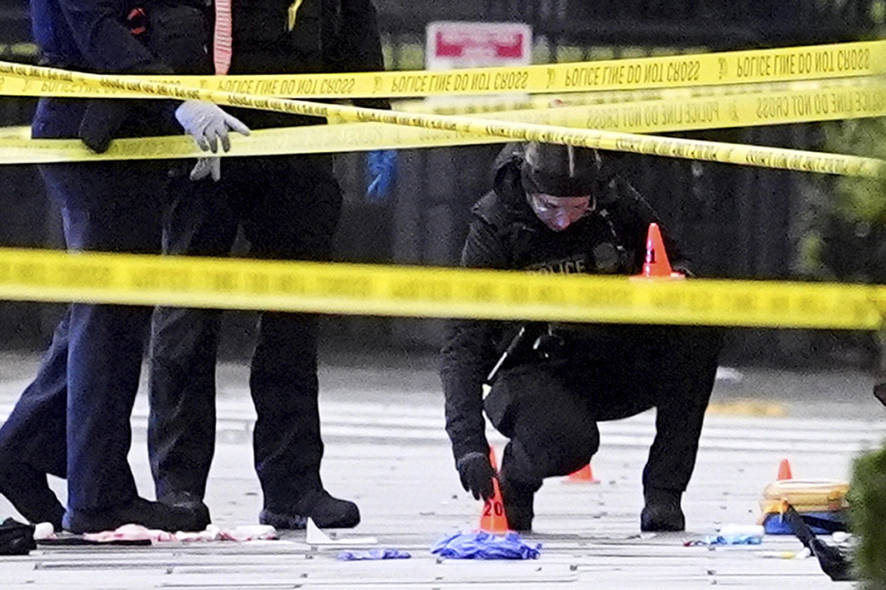 Police presence after the shooting near the White House.
