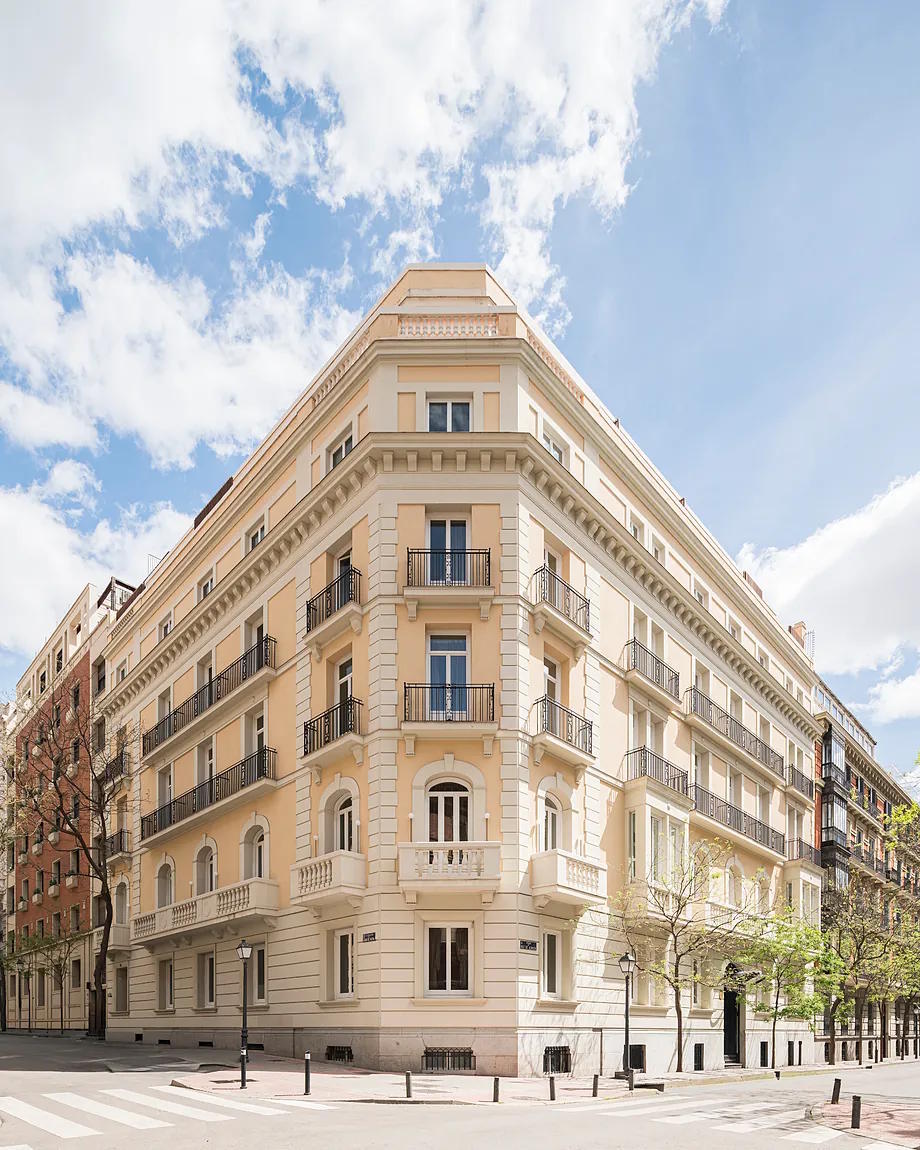 The historic building designed by architect Enrique María Repullés y Vargas.