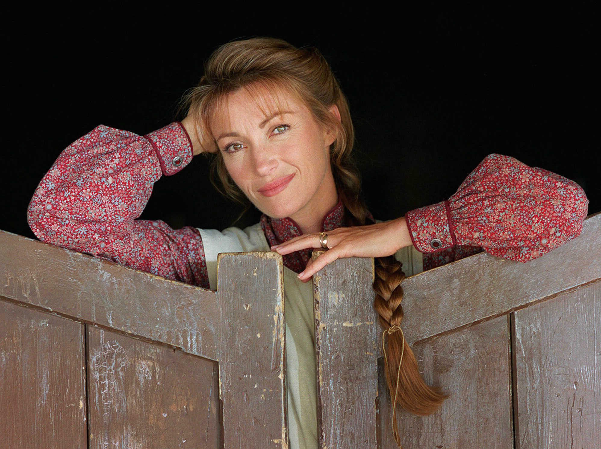 Jane Seymour.