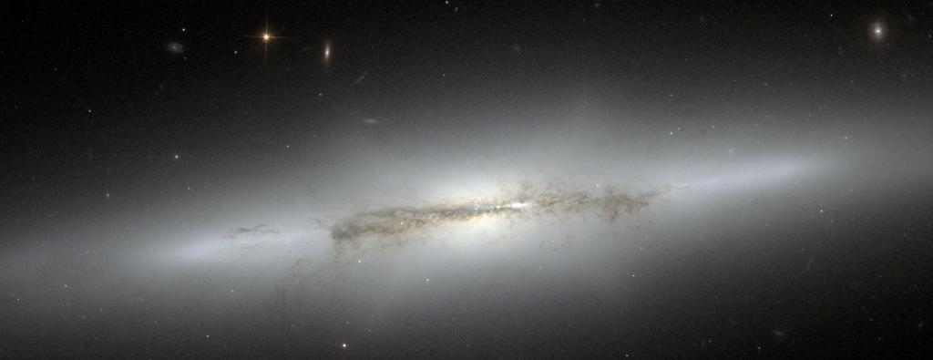 Side view of the galaxy NGC 4710.