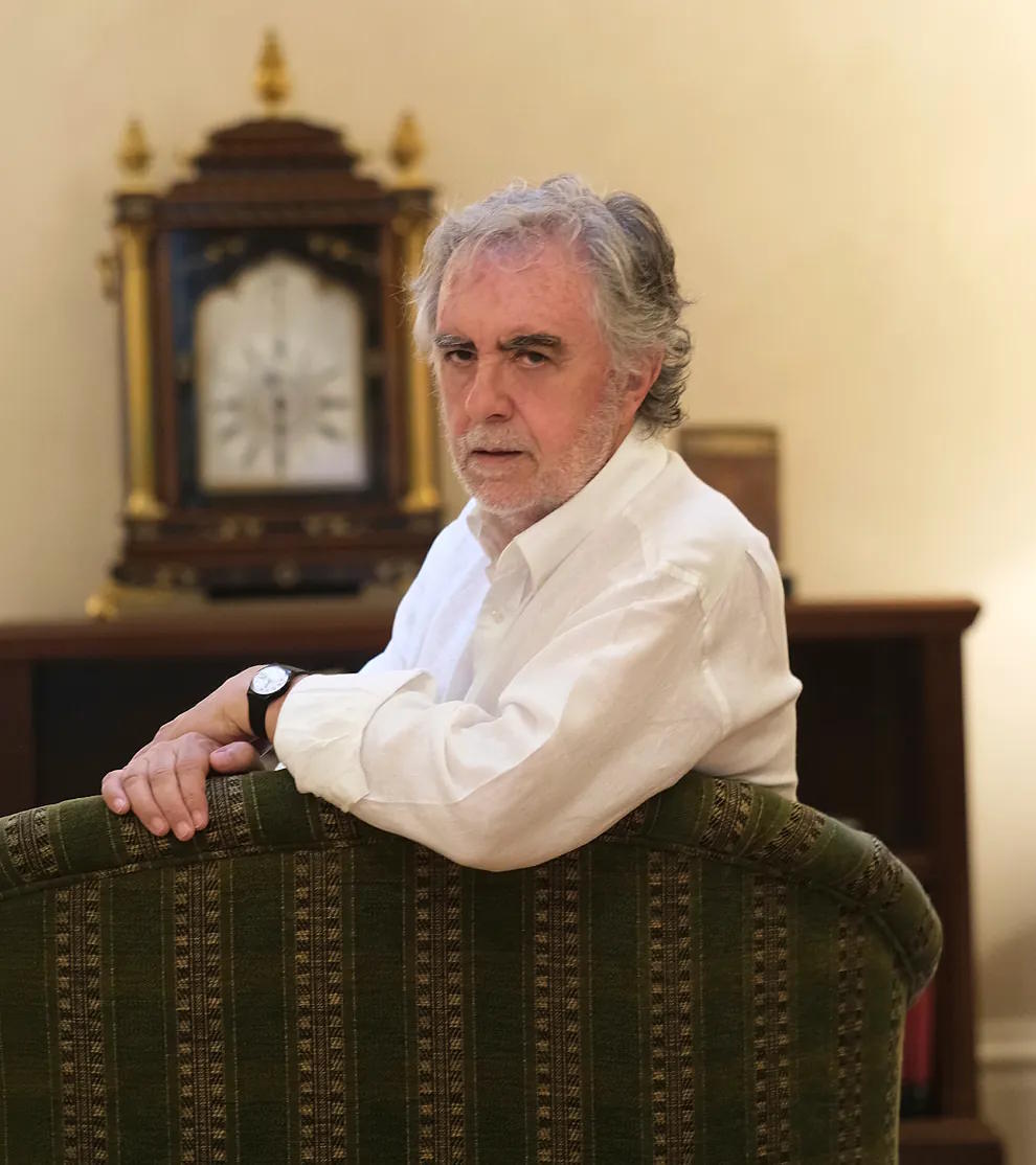 Portrait of the historian Tomás Pérez Vejo.