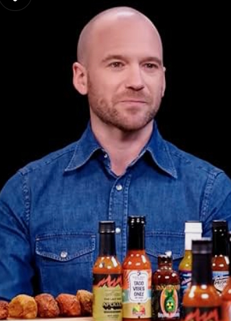 The�YouTuber Sean Evans.