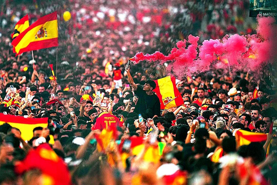 Fans rallied behind the national team, in an unforgettable night.