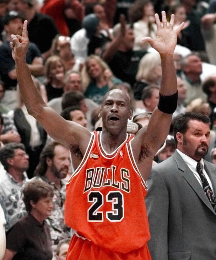 Jordan shows six fingers, alluding to the six league titles won by the Bulls
