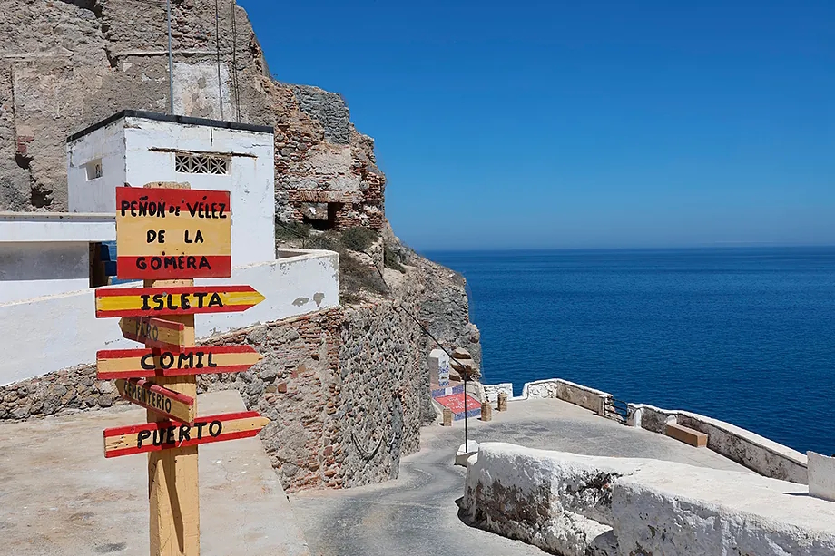 Signage at the Pe��n de V�lez de la Gomera.