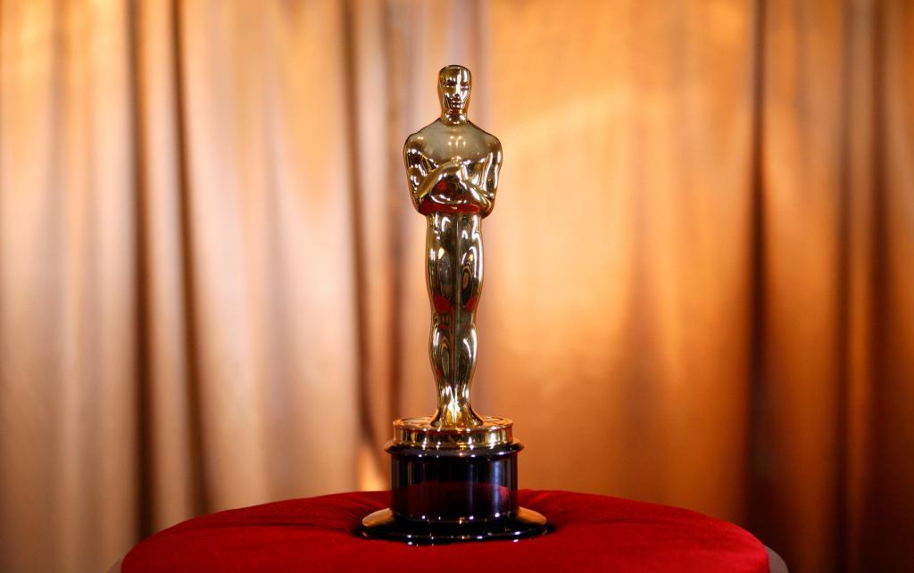 An Oscar statuette.