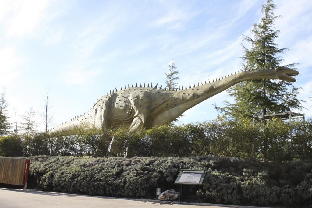 Dinosaurs at Faunia.