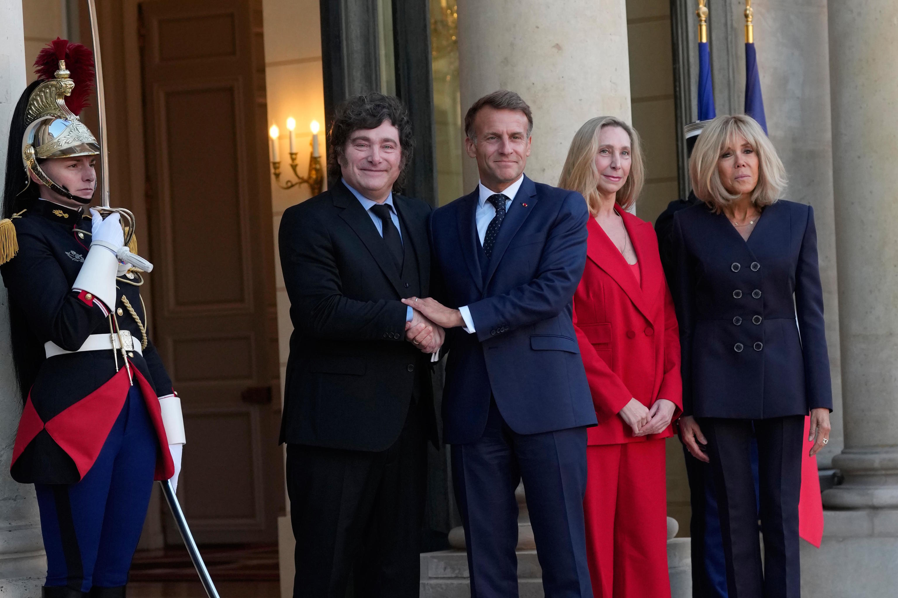 Macron receives Milei at the Elys�e, this Thursday.