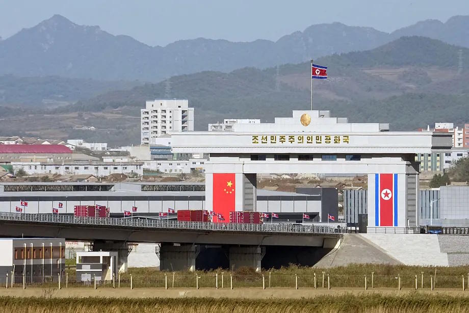 The New Yalu River Bridge inaugurated this Thursday.