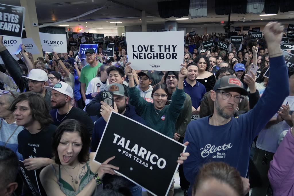 Attendees listen as Democratic Senate candidate Texas state Rep. James Talarico